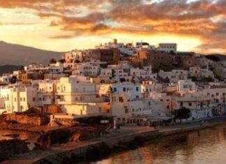 Τα τρία ελληνικά νησιά που προτείνει η La Repubblica για διακοπές το 2025