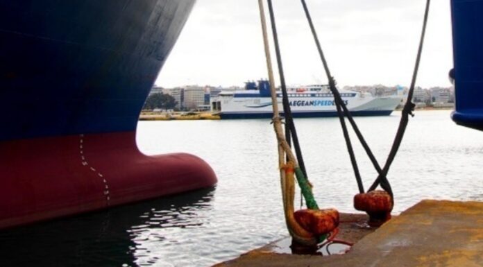 Απαγορευτικό απόπλου από Πειραιά, Ραφήνα, Λαύριο λόγω των ανέμων – Τα 9 μποφόρ φέρνουν και ακραίο κίνδυνο πυρκαγιάς σε 3 Περιφέρειες