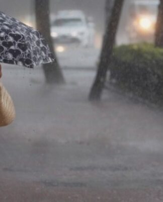 Έρχεται Σαββατοκύριακο με ακραία καιρικά φαινόμενα