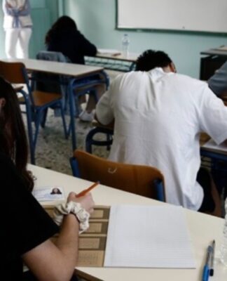 Πανελλαδικές εξετάσεις 2025: Με αυτά τα μαθήματα «κλείνει» ο βασικός κύκλος
