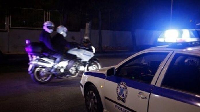 Απόπειρα ανθρωποκτονίας στις Σπέτσες – 18χρονος χαροπαλεύει, οι δράστες κυκλοφορούν ελεύθεροι