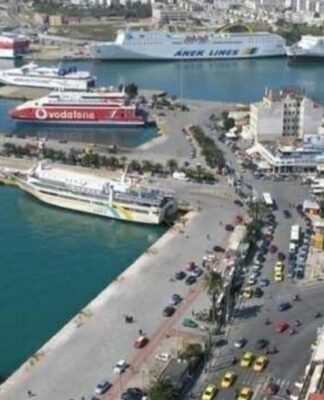 Σοκ στο λιμάνι του Πειραιά: Άνδρας επέπλεε νεκρός στη θαλάσσια περιοχή της πύλης Ε10