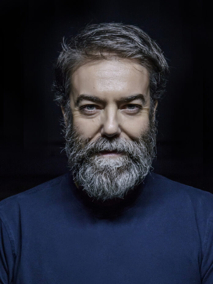 “Γιοι και Κόρες” και “Η Πύλη της Κόλασης” επιστρέφουν κάτω από την ίδια στέγη