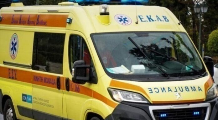 Τροχαίο στον Πειραιά: Λεωφορείο παρέσυρε γυναίκα που επιχειρούσε να επιβιβαστεί – Νοσηλεύεται διασωληνωμένη