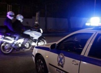 Άγρια επίθεση με σιδηρογροθιές σε πατέρα και τους δύο γιους του