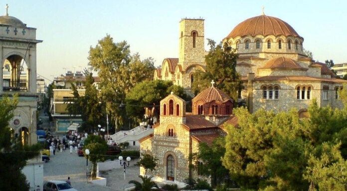 Θυρανοίξια Ιερού Παρεκκλησίου Αγίου Νεκταρίου στον Πειραιά
