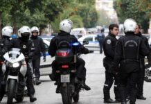 Επεισοδιακή καταδίωξη κλεμμένου ΙΧ στον Πειραιά – Αγνόησαν σήμα των ΔΙΑΣ, πέρασαν στο αντίθετο ρεύμα και…