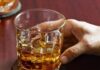 Ανήλικη χρησιμοποίησε πλαστή ταυτότητα για να μπει σε μπαρ – Συνελήφθη μεθυσμένη