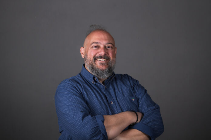 Στέφανος Λαοπόδης_stand up_Επί Κολωνώ