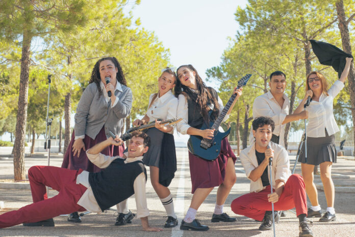2 ΧΡΟΝΙΑ ΔΙΑΚΟΠΕΣ 4