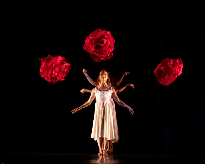 MOMIX Alice pc Sharen Bradford-1126
